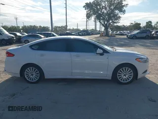 2017 Ford Fusion SE with VIN 3FA6P0HD6HR262443, listed as a IAAI auction lot 41041687 with 145,267 mi miles. Bid and sale history available at carsss.com. Image 13.