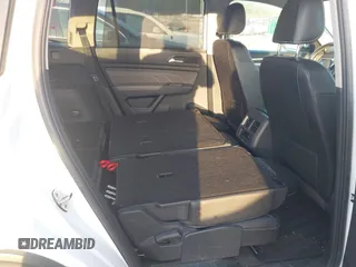 2021 Volkswagen Atlas SE z VIN 1V2WR2CA7MC595822, wystawiony jako IAAI lot #41957158 z przebiegiem 41 447 mil mil oraz . Historia ofert i sprzedaży dostępna na DreamBid. Obrazek 8.