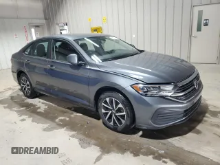 2024 Volkswagen Jetta S z VIN 3VW5M7BU9RM005367, wystawiony jako Copart lot #61485685 z przebiegiem 33 968 mil mil oraz Czysty tytuł • Clean title. Historia ofert i sprzedaży dostępna na DreamBid. Obrazek 4.