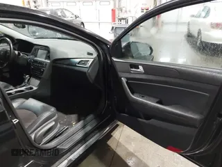 2015 Hyundai Sonata Limited with VIN 5NPE34AF2FH221022, listed as a IAAI auction lot 42068755 with 96,963 mi miles and . Bid and sale history available at carsss.com. Image 5.
