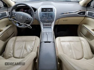 2013 Lincoln MKZ с VIN 3LN6L2JK8DR808143, выставлен на аукционе Copart как лот 55599085 с пробегом 179 774 миль миль и Чистый • Clean title. История ставок и продаж доступна на DreamBid. Изображение 8.