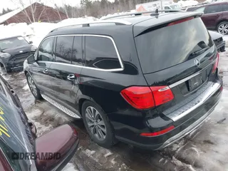 2015 Mercedes-Benz GL-Class GL 350 BlueTEC with VIN 4JGDF2EE2FA604678, listed as a IAAI auction lot 41635761 with 1 mi miles. Bid and sale history available at carsss.com. Image 3.