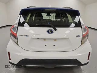 2018 Toyota Prius One with VIN JTDKDTB31J1612922, listed as a Copart auction lot 53494025 with 76,443 mi miles and Clean Title. Bid and sale history available at DreamBid. Image 6.