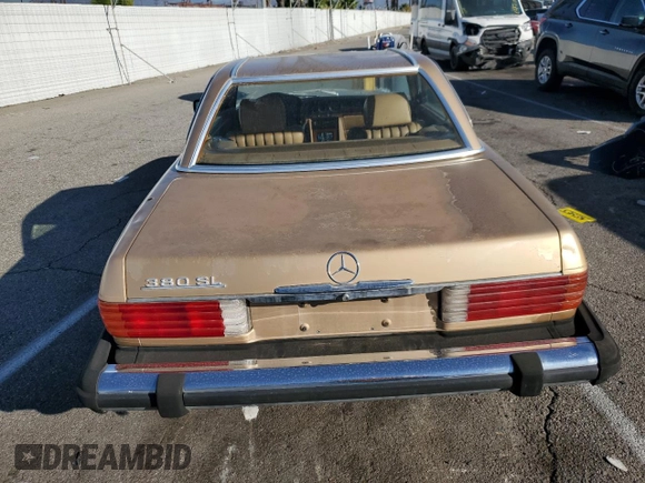 1981 Mercedes-Benz 380 380SL with VIN WDBBA45A7BB000937, listed as a Copart auction lot 83370134 with 155,687 mi miles and Clean Title. Bid and sale history available at carsss.com. Image 6.