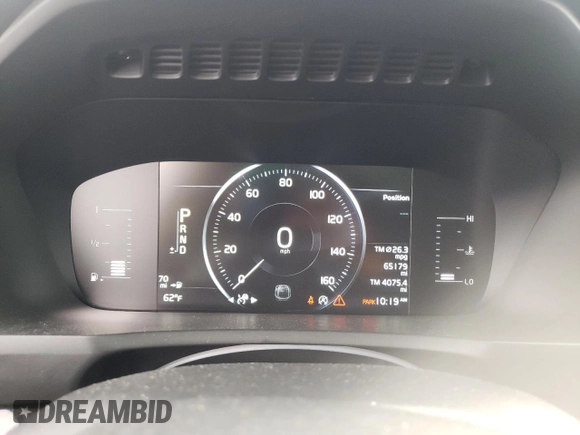 2018 Volvo XC90 Momentum with VIN YV4102PKXJ1344533, listed as a Copart auction lot 73699082 with 65,179 mi miles. Bid and sale history available at carsss.com. Image 9.