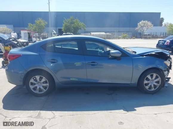 2014 Mazda Mazda3 i Sport with VIN JM1BM1U7XE1192670, listed as a IAAI auction lot 41991826 with 98,987 mi miles. Bid and sale history available at carsss.com. Image 13.