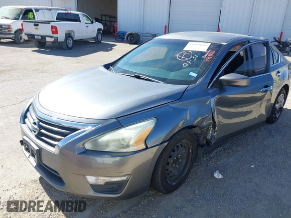 2015 Nissan Altima 2.5 SV with VIN 1N4AL3AP5FC484561, listed as a IAAI auction lot 41469626 with 150,509 mi miles. Bid and sale history available at carsss.com. Image 6.