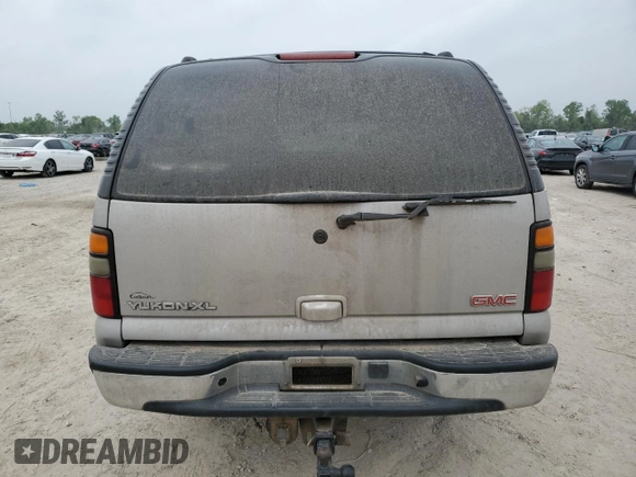 2005 GMC Yukon XL SLT with VIN 1GKEC16Z45J217761, listed as a Copart auction lot 51290375 with 204,236 mi miles and Salvage Title. Bid and sale history available at carsss.com. Image 6.