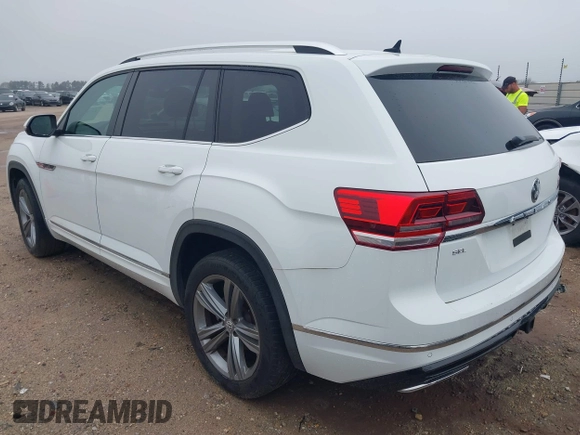 2018 Volkswagen Atlas SEL with VIN 1V2SR2CA8JC541391, listed as a IAAI auction lot 41796050 with 114,955 mi miles and . Bid and sale history available at DreamBid. Image 3.