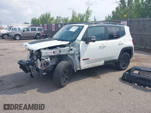 2018 Jeep Renegade Trailhawk with VIN ZACCJBCB9JPG76350, listed as a IAAI auction lot 40249880 with 74,926 mi miles. Bid and sale history available at carsss.com. Image 2.