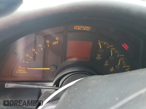 1993 Chevrolet Corvette z VIN 1G1YY23P1P5107306, wystawiony jako Copart lot #56667735 z przebiegiem Nie podano mil oraz Czysty tytuł • Clean title. Historia ofert i sprzedaży dostępna na DreamBid. Obrazek 9.