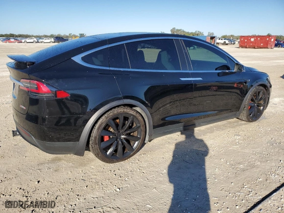2019 Tesla Model X P100D with VIN 5YJXCBE40KF155228, listed as a Copart auction lot 82122514 with NaN miles and Non Repairable. Bid and sale history available at carsss.com. Image 3.
