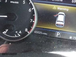 2017 Nissan Murano SV with VIN 5N1AZ2MG4HN137420, listed as a IAAI auction lot 41933199 with 65,025 mi miles. Bid and sale history available at carsss.com. Image 16.