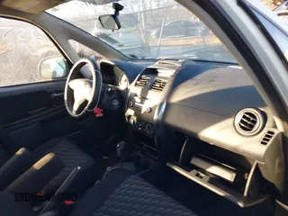 2009 Suzuki SX4 Man AWD with VIN JS2YB413196201614, listed as a IAAI auction lot 41437522 with Not Provided miles. Bid and sale history available at carsss.com. Image 5.