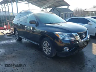 2015 Nissan Pathfinder Platinum with VIN 5N1AR2MM5FC685912, listed as a IAAI auction lot 41444004 with 84,642 mi miles and . Bid and sale history available at DreamBid. Image 1.