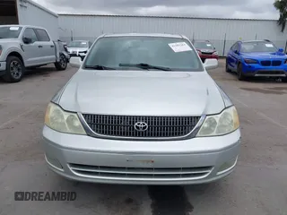 2001 Toyota Avalon XL with VIN 4T1BF28B11U183312, listed as a IAAI auction lot 42185284 with 319,027 mi miles and . Bid and sale history available at DreamBid. Image 12.