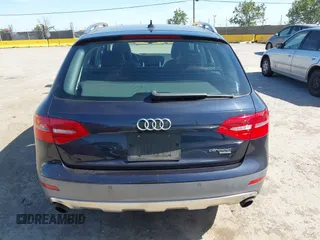 2014 Audi allroad A4 Premium Plus z VIN WA1UFAFL1EA151304, wystawiony jako IAAI lot #42387022 z przebiegiem 98 225 mil mil oraz . Historia ofert i sprzedaży dostępna na DreamBid. Obrazek 16.