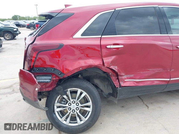 2020 Cadillac XT5 Premium Luxury FWD z VIN 1GYKNCRS8LZ228516, wystawiony jako IAAI lot #42409513 z przebiegiem 54 765 mil mil oraz . Historia ofert i sprzedaży dostępna na DreamBid. Obrazek 6.