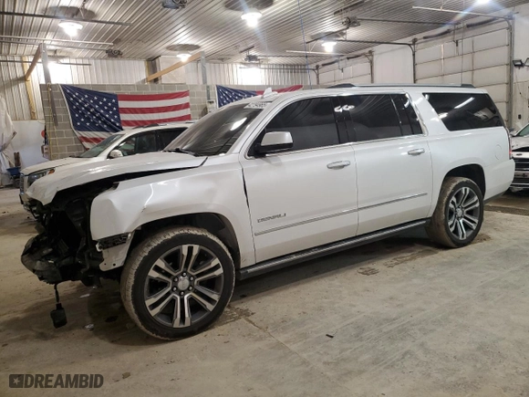 2019 GMC Yukon XL Denali with VIN 1GKS2HKJ3KR385015, listed as a Copart auction lot 42794965 with 108,116 mi miles and Salvage Title. Bid and sale history available at carsss.com. Image 1.
