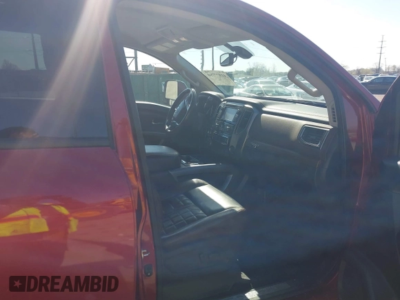 2016 Nissan Titan SL z VIN 1N6BA1F44GN503563, wystawiony jako IAAI lot #41977780 z przebiegiem 126 050 mil mil oraz . Historia ofert i sprzedaży dostępna na DreamBid. Obrazek 5.
