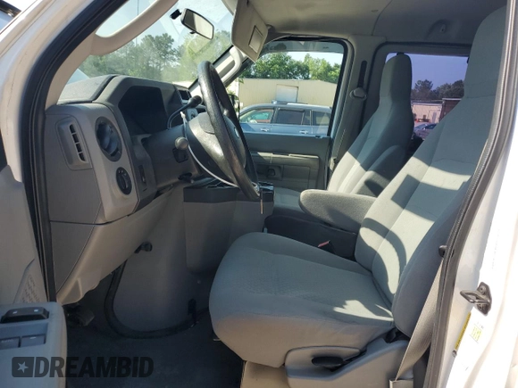 2011 Ford Econoline Passenger XL with VIN 1FMNE1BW7BDA66938, listed as a Copart auction lot 57867955 with 215,431 mi miles and Clean title. Bid and sale history available at DreamBid. Image 7.