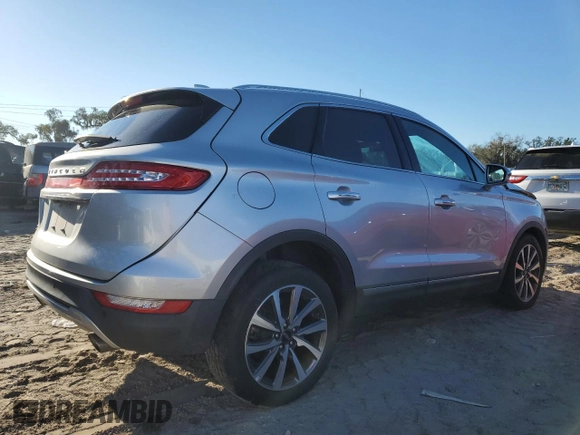 2019 Lincoln MKC Reserve with VIN 5LMCJ3D94KUL09107, listed as a Copart auction lot 82624854 with 27,502 mi miles and Salvage title. Bid and sale history available at DreamBid. Image 3.