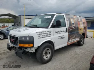 2019 GMC Savana Cargo Van with VIN 1GTW7AFG4K1216429, listed as a Copart auction lot 52788415 with 193,405 mi miles and Salvage Title. Bid and sale history available at carsss.com. Image 1.