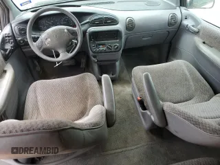 1998 Dodge Caravan SE with VIN 1B4GP44G0WB594673, listed as a Copart auction lot 70776544 with 284,046 mi miles and Salvage Title. Bid and sale history available at carsss.com. Image 8.