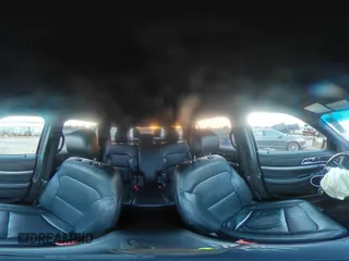 2017 Ford Explorer XLT z VIN 1FM5K8DH2HGA48337, wystawiony jako Copart lot #48698305 z przebiegiem 130 341 mil mil oraz Szkoda całkowita • Salvage title. Historia ofert i sprzedaży dostępna na DreamBid. Obrazek 14.