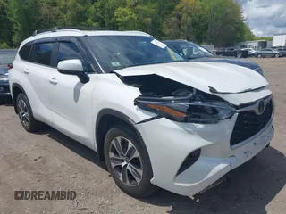 2023 Toyota Highlander L z VIN 5TDKDRBH4PS520231, wystawiony jako IAAI lot #42209363 z przebiegiem 21 312 mil mil oraz . Historia ofert i sprzedaży dostępna na DreamBid. Obrazek 1.