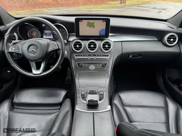 2016 Mercedes-Benz C-Class C 300 Luxury with VIN 55SWF4KB6GU113394, listed as a Copart auction lot 52392025 with 132,776 mi miles and Clean Title. Bid and sale history available at carsss.com. Image 9.