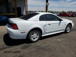2000 Ford Mustang z VIN 1FAFP4045YF302687, wystawiony jako Copart lot #58044485 z przebiegiem 191 961 mil mil oraz Szkoda całkowita • Salvage title. Historia ofert i sprzedaży dostępna na DreamBid. Obrazek 3.
