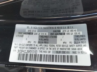 2022 Mazda 3 Carbon Edition с VIN 3MZBPACL2NM310183, выставлен на аукционе IAAI как лот 42297276 с пробегом Не указан миль и . История ставок и продаж доступна на DreamBid. Изображение 9.