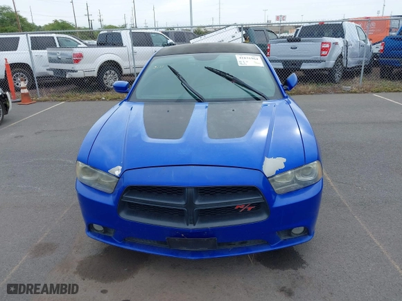 2013 Dodge Charger RT Max with VIN 2C3CDXCT6DH715161, listed as a IAAI auction lot 41831964 with 121,077 mi miles. Bid and sale history available at carsss.com. Image 12.