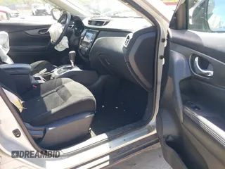 2015 Nissan Rogue SL with VIN 5N1AT2MVXFC753132, listed as a IAAI auction lot 42128483 with 90,030 mi miles and . Bid and sale history available at carsss.com. Image 5.