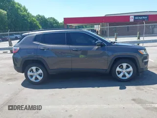 2018 Jeep Compass Altitude with VIN 3C4NJCBB1JT461649, listed as a IAAI auction lot 42206406 with 75,464 mi miles and . Bid and sale history available at DreamBid. Image 13.