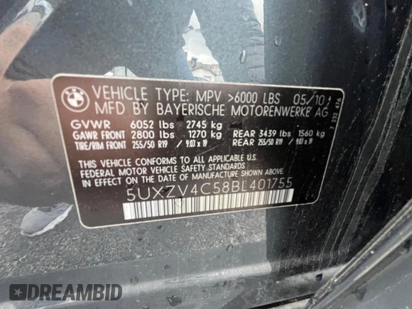 2011 BMW X5 35i with VIN 5UXZV4C58BL401755, listed as a Copart auction lot 49190535 with 104,082 mi miles and Clean Title. Bid and sale history available at carsss.com. Image 10.