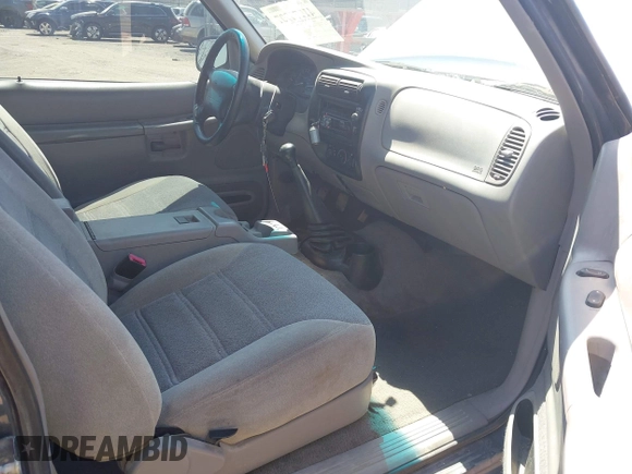 2000 Ford Explorer z VIN 1FMYU60X9YUA99926, wystawiony jako IAAI lot #41974907 z przebiegiem 173 505 mil mil oraz . Historia ofert i sprzedaży dostępna na DreamBid. Obrazek 5.