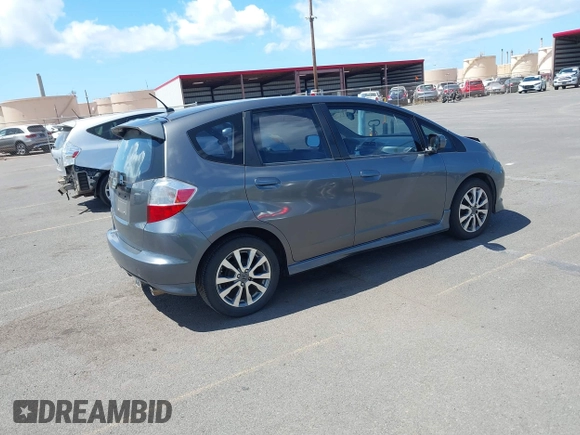 2013 Honda Fit Sport with VIN JHMGE8H5XDC038269, listed as a IAAI auction lot 41937182 with 43,902 mi miles. Bid and sale history available at carsss.com. Image 4.