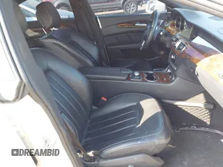2014 Mercedes-Benz CLS-Class CLS 550 with VIN WDDLJ9BB4EA103636, listed as a IAAI auction lot 41861074 with 97,527 mi miles. Bid and sale history available at carsss.com. Image 5.