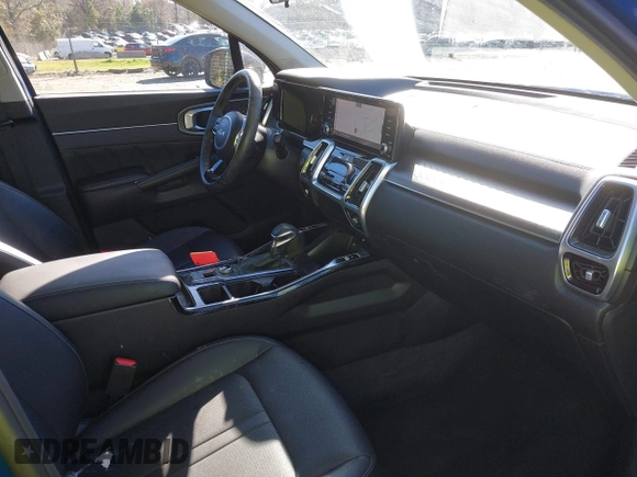 2022 Kia Sorento SX z VIN 5XYRKDLF4NG112780, wystawiony jako IAAI lot #41856274 z przebiegiem 27 415 mil mil oraz . Historia ofert i sprzedaży dostępna na DreamBid. Obrazek 5.