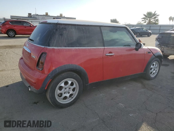 2002 MINI Hardtop with VIN WMWRC33432TE12395, listed as a Copart auction lot 76629414 with 181,921 mi miles and Clean Title. Bid and sale history available at DreamBid. Image 3.