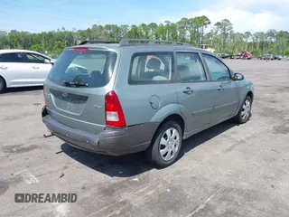 2006 Ford Focus SE with VIN 1FAHP36N26W227530, listed as a IAAI auction lot 42177662 with 115,711 mi miles and . Bid and sale history available at carsss.com. Image 4.