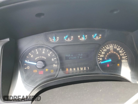 2014 Ford F-150 XL with VIN 1FTEW1CM3EFA86157, listed as a Copart auction lot 61084245 with 416,688 mi miles and Salvage title. Bid and sale history available at DreamBid. Image 9.