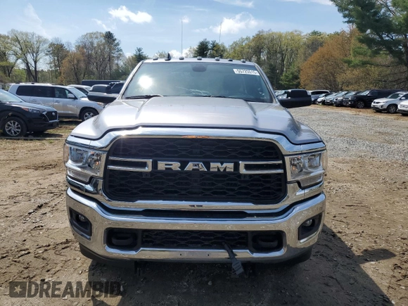 2022 Ram 2500 Tradesman with VIN 3C6MR5AJ6NG418830, listed as a Copart auction lot 55725515 with 27,887 mi miles and Salvage title. Bid and sale history available at DreamBid. Image 5.
