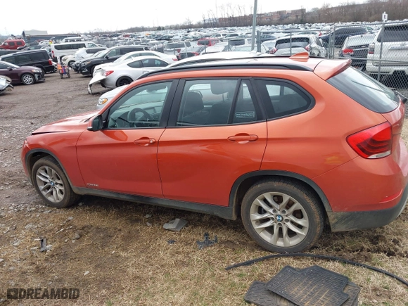 2015 BMW X1 xDrive28i with VIN WBAVL1C50FVY41206, listed as a IAAI auction lot 41508136 with 102,725 mi miles. Bid and sale history available at carsss.com. Image 14.