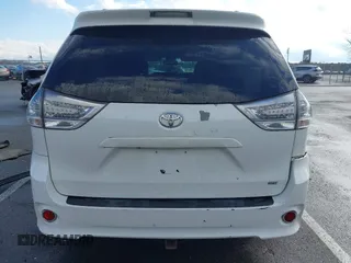 2014 Toyota Sienna SE with VIN 5TDXK3DC1ES422510, listed as a IAAI auction lot 41030376 with Not Provided miles and . Bid and sale history available at DreamBid. Image 17.