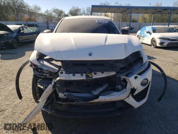 2019 Maserati Levante GranSport with VIN ZN661XUS1KX323509, listed as a Copart auction lot 80133154 with 35,059 mi miles and Salvage Title. Bid and sale history available at carsss.com. Image 5.