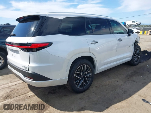 2024 Lexus TX 350 with VIN 5TDAAAB6XRS011638, listed as a IAAI auction lot 42012566 with 14,156 mi miles and . Bid and sale history available at DreamBid. Image 4.
