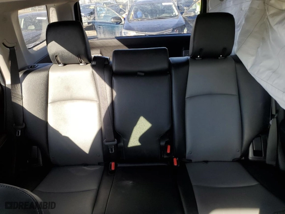 2022 Toyota 4Runner SR5 Premium with VIN JTENU5JRXN5992514, listed as a Copart auction lot 46811285 with 59,763 mi miles and Salvage Title. Bid and sale history available at carsss.com. Image 10.